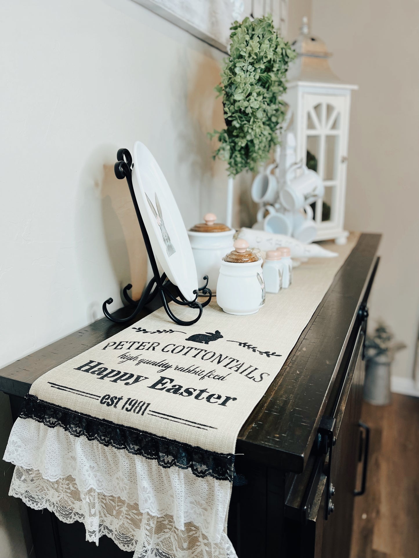 Peter Cottontails Table Runner